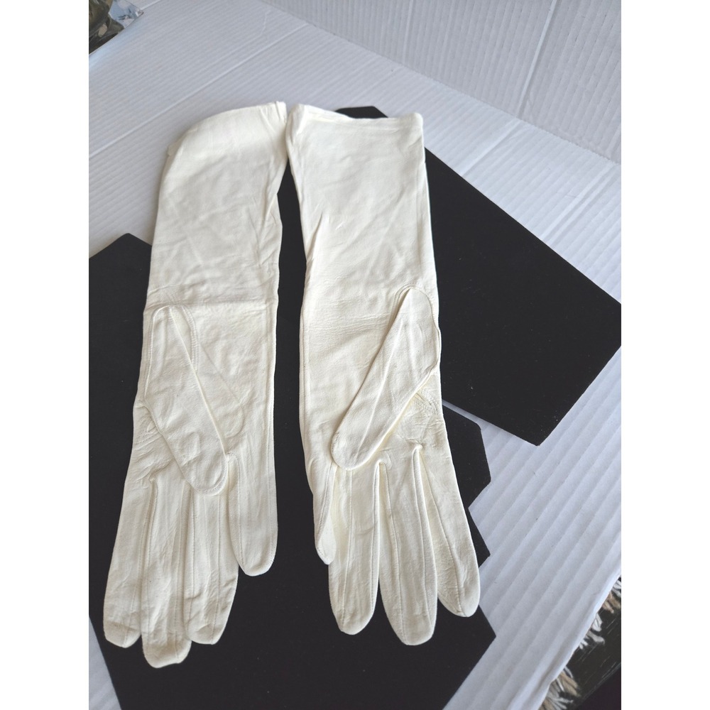 Vtg 14"‎ White Doeskin Gloves, English Leather, Made in Malta, Opera Length